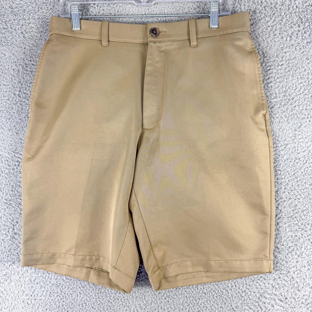 Haggar H26 Shorts Mens 32 Khaki Flat Front Tailored Polyester Dress Golf Casual